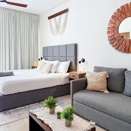 Giada 204B Apartment